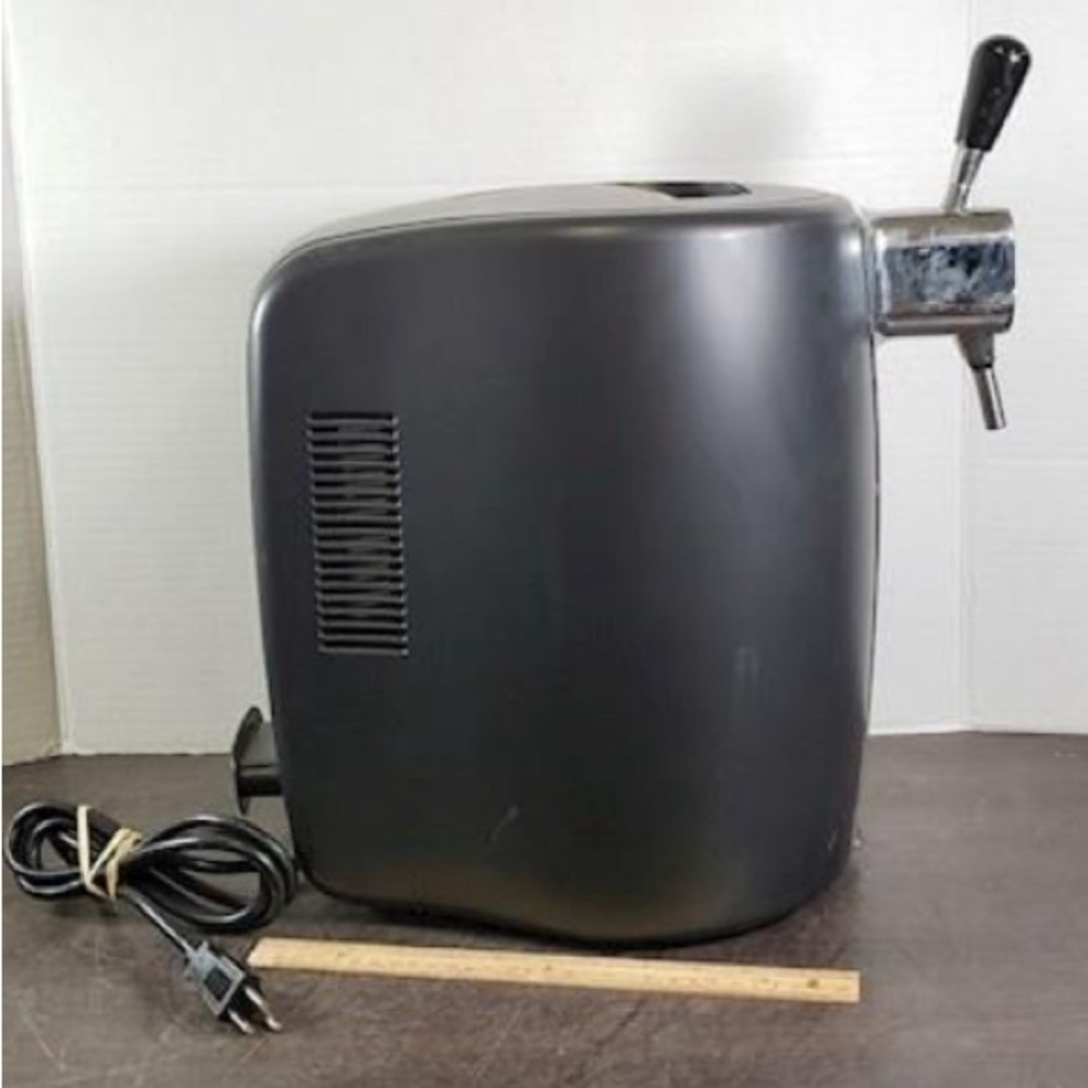 Krups BeerTender Model# VB21 Home Mini Keg Beer Cooler & Dispenser - Picture 4 of 7